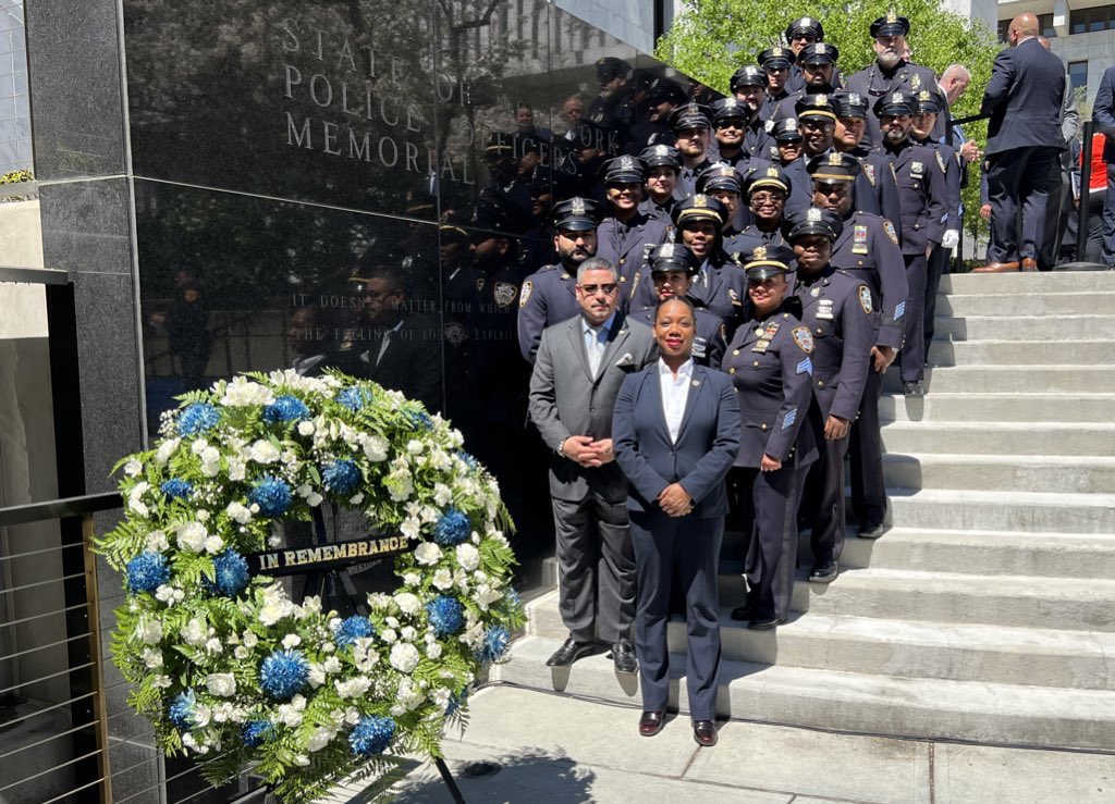 NYPDPC's tweet photo. The Police Memorial Wall in Albany represents 1,717 heroes who made the ultimate sacrifice in the line of duty. Today, we honored 49 fallen officers from across NY, 42 from the NYPD, whose names are now etched in the granite for eternity — and our hearts forever. #NeverForget https://t.co/crnzyACFg5