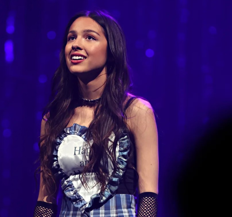 Floco have been devastated over the news in the U.S. 🇺🇸

It's crucial that those with influence speak about this, which is why we're grateful Olivia Rodrigo stopped her concert to advocate for abortion access. 💜

#Abortion #AbortionRights #ProChoice #ReproductiveRights