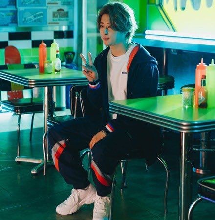 Hourlyjsephh's tweet photo. #KARD #JSEPH #제이셉 #TAEHYUNG @KARD_Official https://t.co/rNuPGSasG1
