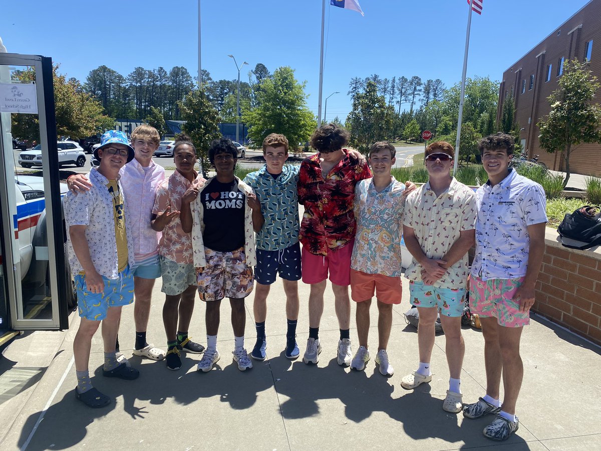 G_L_BASEBALL's tweet photo. #BeachTrip #Playoffs #EarnIt https://t.co/v6yJ8AzO3D