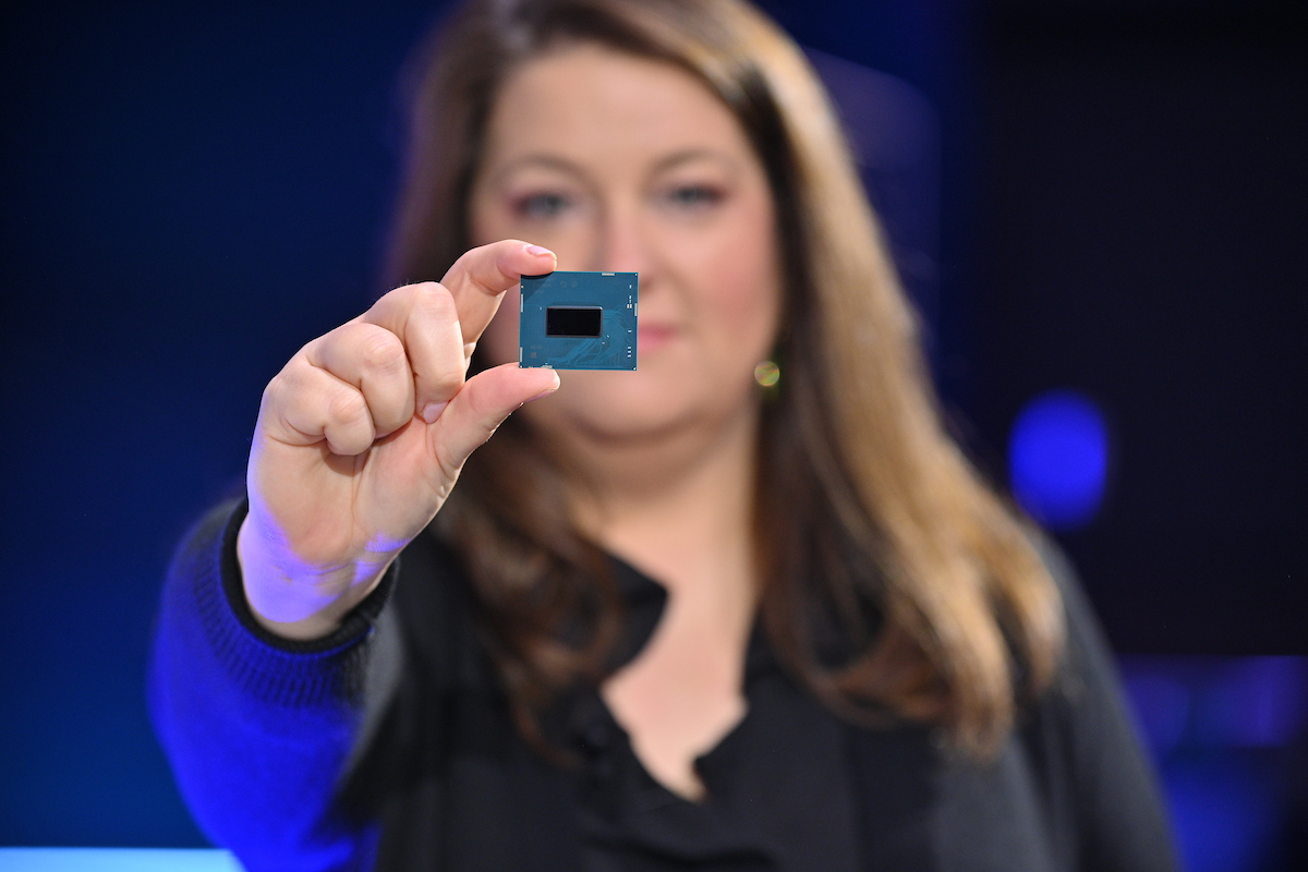 MJHolthaus's tweet photo. We’re unlocking new experiences with the launch of our new 12th Gen @Intel Core HX mobile processors. Desktop-caliber silicon in a mobile package for professionals who need max performance and flexibility. #IntelON 
https://t.co/G2bR0NfAO0 https://t.co/YCYBM20Go2