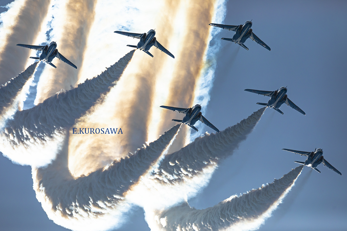 acekuro8's tweet photo. 今日の一(四)枚～～1497
BLUE IMPULSE
アクロ＆夜間訓練
2022/5月10日撮影 https://t.co/V63c0vOJC4