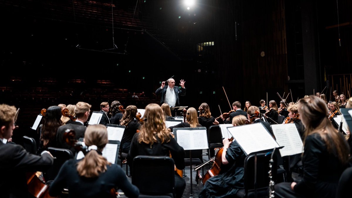 SapienzaRoma's tweet photo. 📌 Musica Sapienza Concert/Cultural Exchange with BYU Chamber Orchestra: our #MusaClassica orchestra welcomes the US ensemble from Provo (Utah) as part of the exchange programme between orchestras
🗓 (Thu. May 12, 5.30 pm➡️https://t.co/OqIh5NwWtw)
#musicaSapienza #Crea_Sapienza https://t.co/dMdduY8v9G