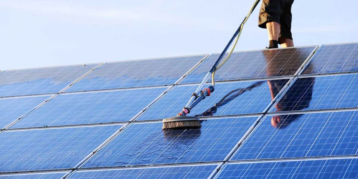 We know you love your solar panels, but sometimes they can get dirty especially. in the summer when its dusty and there's pollen everywhere! Fortunately, it’s pretty easy to keep your solar panels clean!

nerdpower.energy/2022/05/10/cle…

#solar #solarenergy #solarupgrade #solarpower