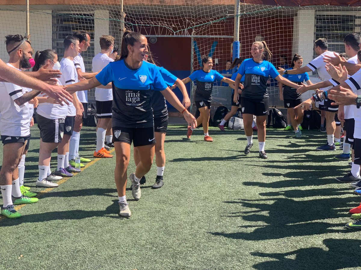 💙 SÚPER ENTRENAMIENTO🤍

¡El <a href="/MalagaCFemenino/">Málaga CF Femenino</a> se une a la sesión de preparación del #MálagaGenuine de cara a #LaLigaGenuineSantander! ⚽️🏋️‍♂️🏋️‍♀️

➡️ bit.ly/3FvZBPk

¡Ahora sí que estamos preparados, <a href="/FundacionLaLiga/">FUNDACIÓN LALIGA</a>!

#FundaciónMCF #GenuinamenteMálaga