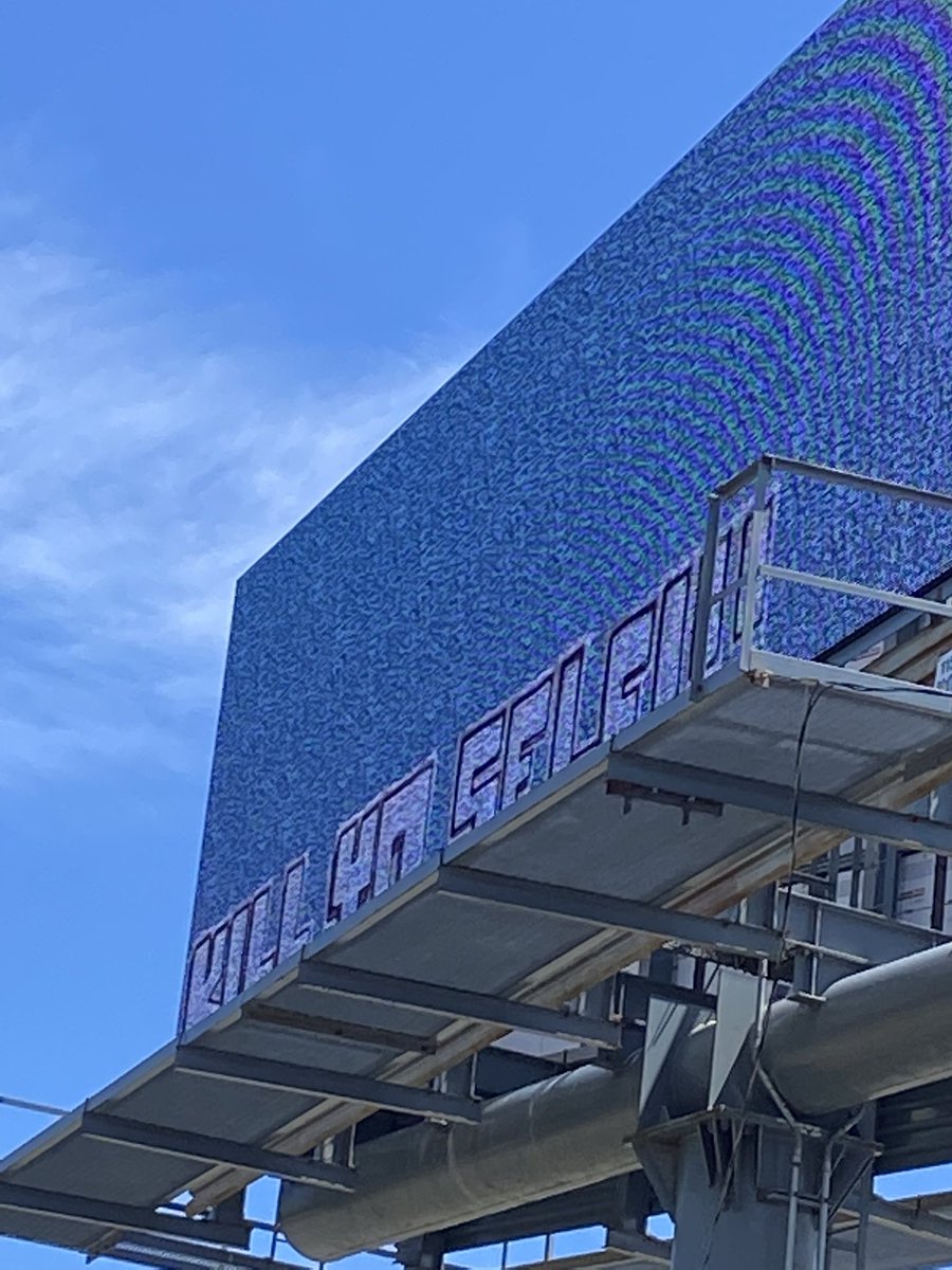 Jimbx_'s tweet photo. Someone seems to have hacked the billboard behind my work over the highway that goes into downtown Boston https://t.co/vXXrQAnqK6