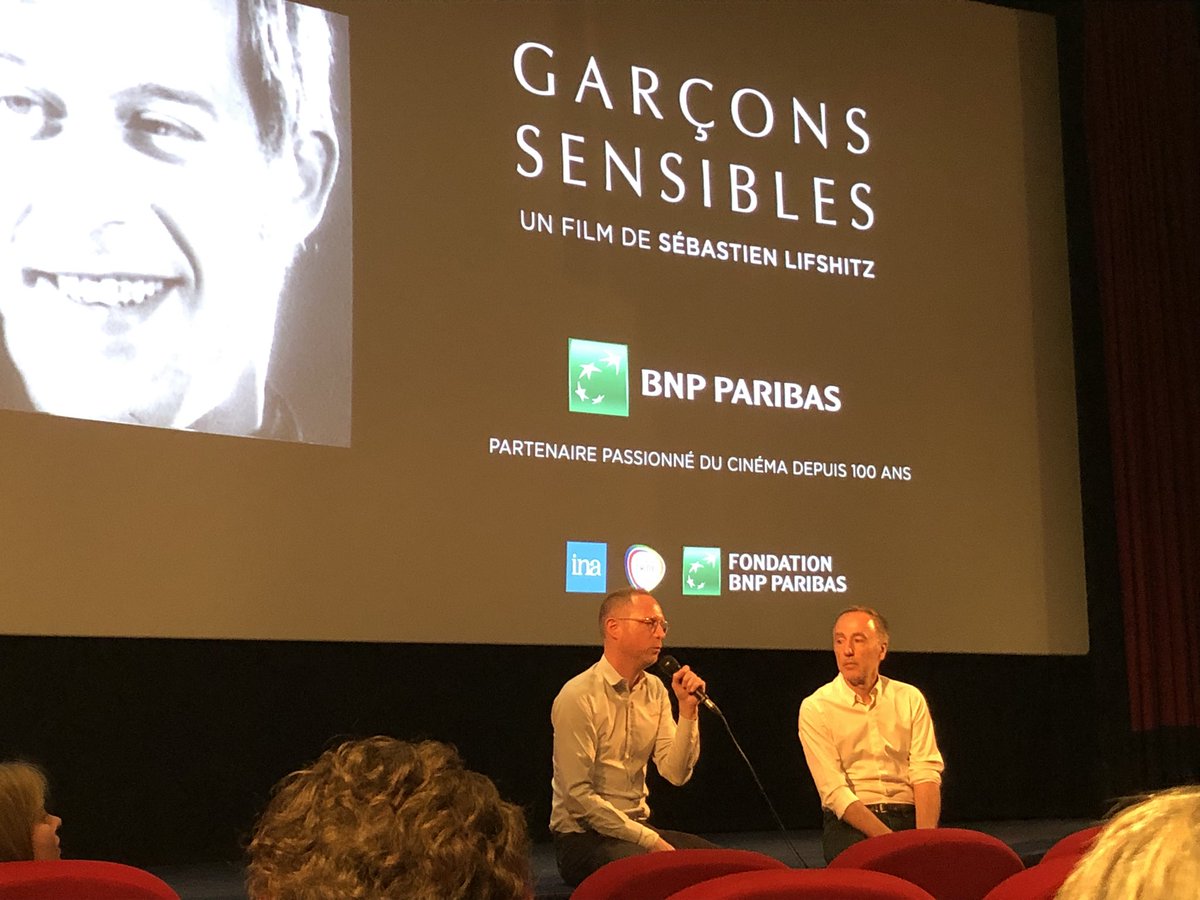 Garçons sensibles, un film d’images chocs de la représentation homosexuelle à l’écran. Merci à Sébastien Lifshitz, intéressant de se replonger dans les archives <a href="/Inafr_officiel/">INA.fr</a> Soirée <a href="/PRIDEBNPP/">BNP Paribas PRIDE</a> <a href="/FondationBNPP/">Fondation BNP Paribas</a>