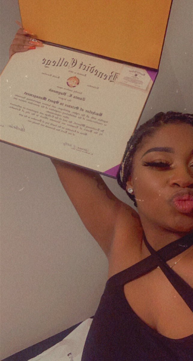 xoxo_dnomyah's tweet image. I’m Degreed babesss 🥰 talk to me nice ❣️