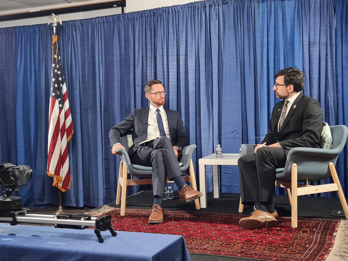 @US4AfghanPeace speaking to #Afghan diaspora about #Afghanistan issues - stay tunned for the report @VOADariAfghan