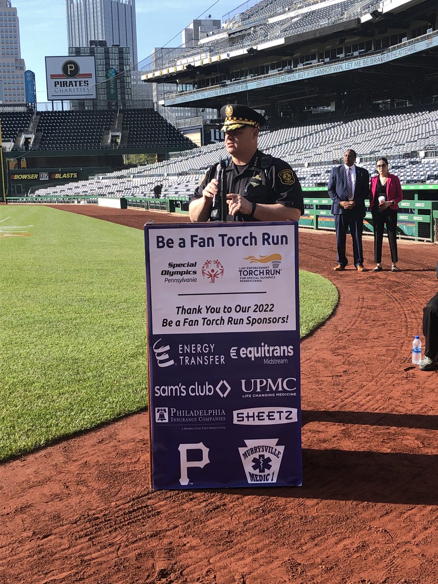 ACE_Innamorato's tweet photo. Also, thank you to law enforcement for all you do to keep us safe and your commitment to Special Olympics, @alleghenybadge @alleghenycopd @pghtransitpd @PghPoliceChief #ACOME, Supt. Kearns, Asst. Supt. Joseph, Sheriff Kraus and Chief Porter. https://t.co/g8Z8b4fMJf