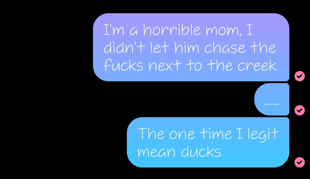 tmr_8706's tweet photo. I can't even call this a fail because it made me laugh so freaking hard π€£πβ οΈ
#autocorrectWIN #dogmom https://t.co/4WiQJCrN1G