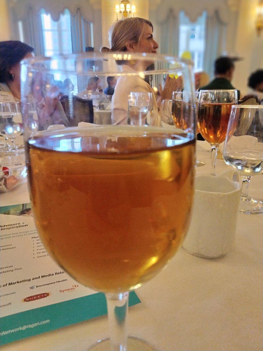MkZhao's tweet photo. A drink, or brandy like stuff, at #prdailyawards https://t.co/zasBrNEQy0