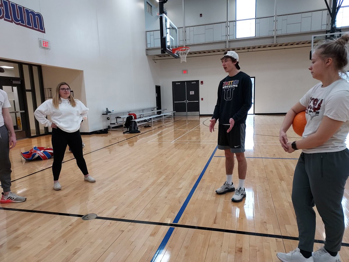 VCSUKHP's tweet photo. Final for HPER 314 Activities for Physical Educators was to introduce UNIQUE activities that we can use in Physical Education. Several CREATIVE and FUN activities were peer taught throughout the final! Good job! #VCSU #vcsukhp https://t.co/OwlAR1FIZ6