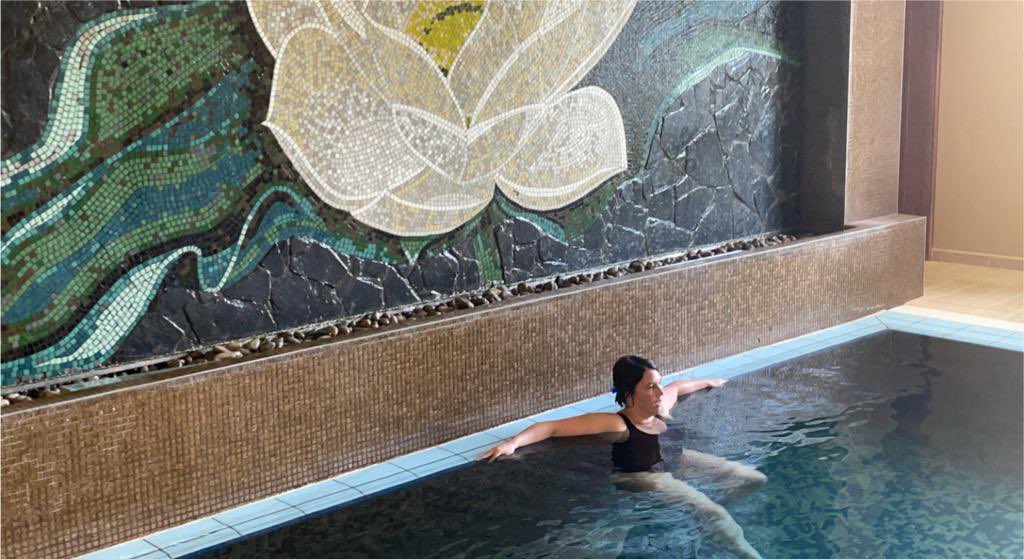 Kierakmo's tweet photo. Self care is imperative to our mental wellbeing, itβs so important that we do at least one thing everyday to make us smile, yesterday was meeting friends today a trip to the spa #takingtimeforme #goodtotalk #loughernespa #MentalHealthAwarenessWeek @Its_Elemental https://t.co/QcjSHi6dAQ