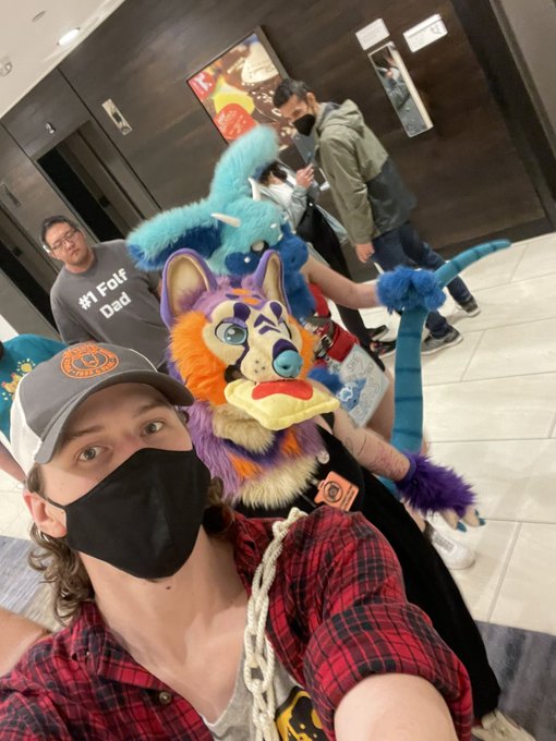 Anyone else see this funky opossum!? This is THEORY! My secondarybsuit I brought with me to FWA #FWA2022<a href="/tag/fwa2022"class="tags"><span>#fwa2022</span></a>