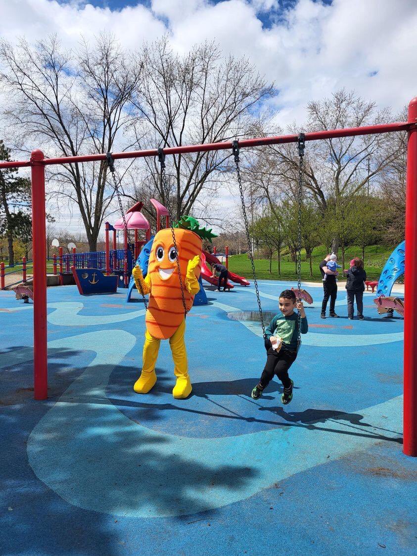 MVegFest's tweet photo. A carrot 🥕 sighting! 

Keep your 🥔 eyes peeled, our veggie mascots will be walking around @Portcreditbia, sharing the big new about #MississaugaVegfest’s 3rd annual festival!

Snap a photo 📸 if you see one of the veggie mascot’s 🥕🍆🥒 around town, and hashtag #MVF2022 ☺️ https://t.co/5K2FDjlzWF
