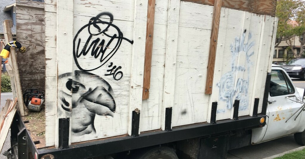 spraystreet's tweet photo. Truck Tuesday
.
#trucktuesday #truckgraffiti #rollingstock #hardcopies #graffiti #bombed #artcrimes #sprayst #spraystreet #spraypaint #krylon #hiphop #punkrock #dontstop #paintedsteel #steel https://t.co/NQaVlTJ4g5 https://t.co/JCGjDkpoAM