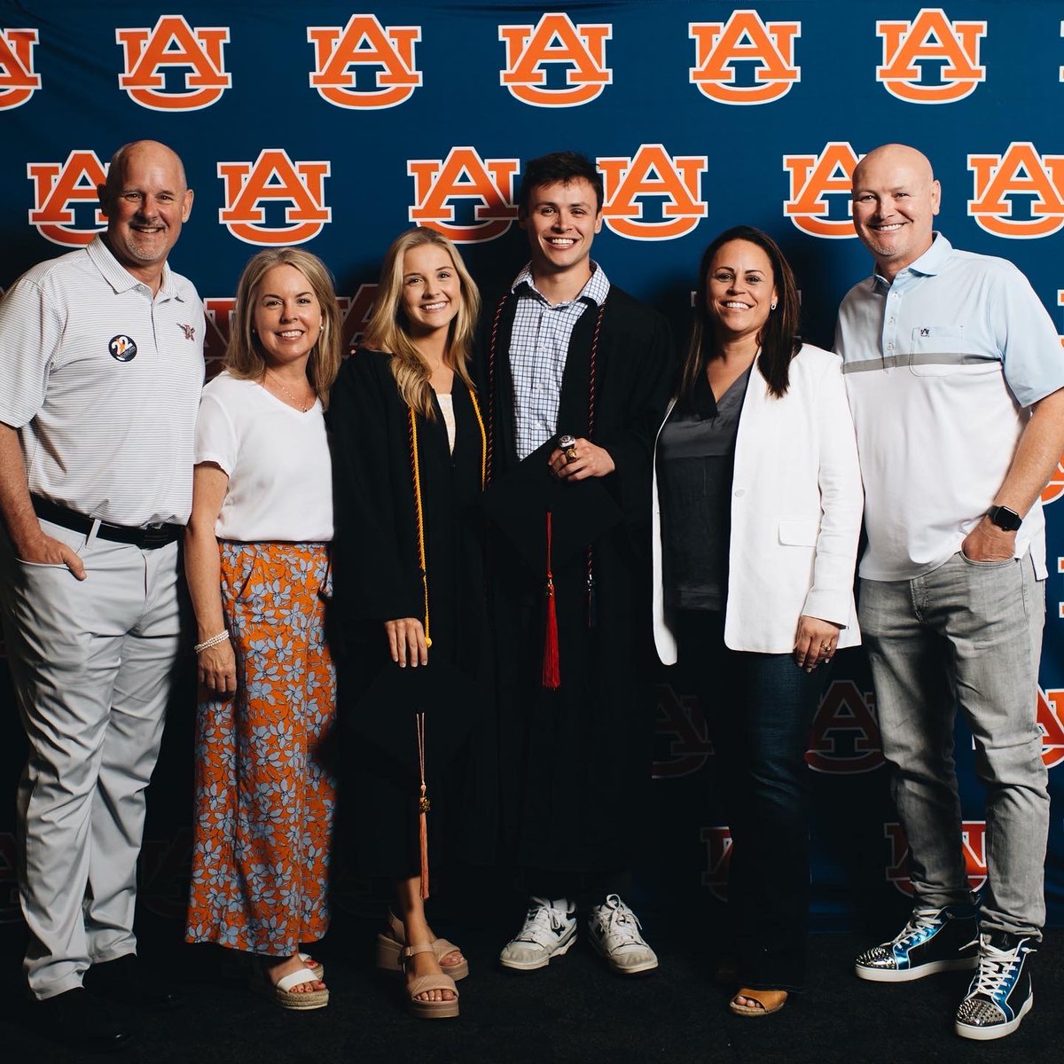 chasemaasdorp3's tweet photo. Couldn’t have asked for a better four years on the Plains! SEC Tournament Champions, Final Four, No. 1 team in the country and SEC Regular Season Champions. To top it off, I met my fiancé and graduated as a mechanical engineer. God is good! #WarEagle https://t.co/KaL8mQcGBa