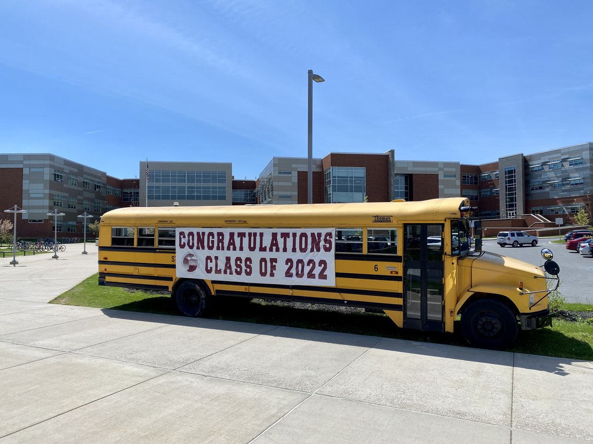 StateCollegeSD's tweet photo. Proud to honor the State High Class of 2022! #StateHigh22 #scasd https://t.co/1Nv2mC9B6h
