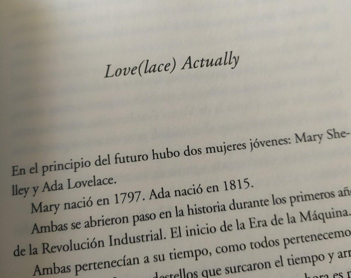 MirEdeC's tweet photo. Llevo revisados varios libros queENFIN.
Menos mal que ha llegado Jeanette (Winterson) a salvar mi tarde 
#12bytes https://t.co/wrvvn6Hgxi