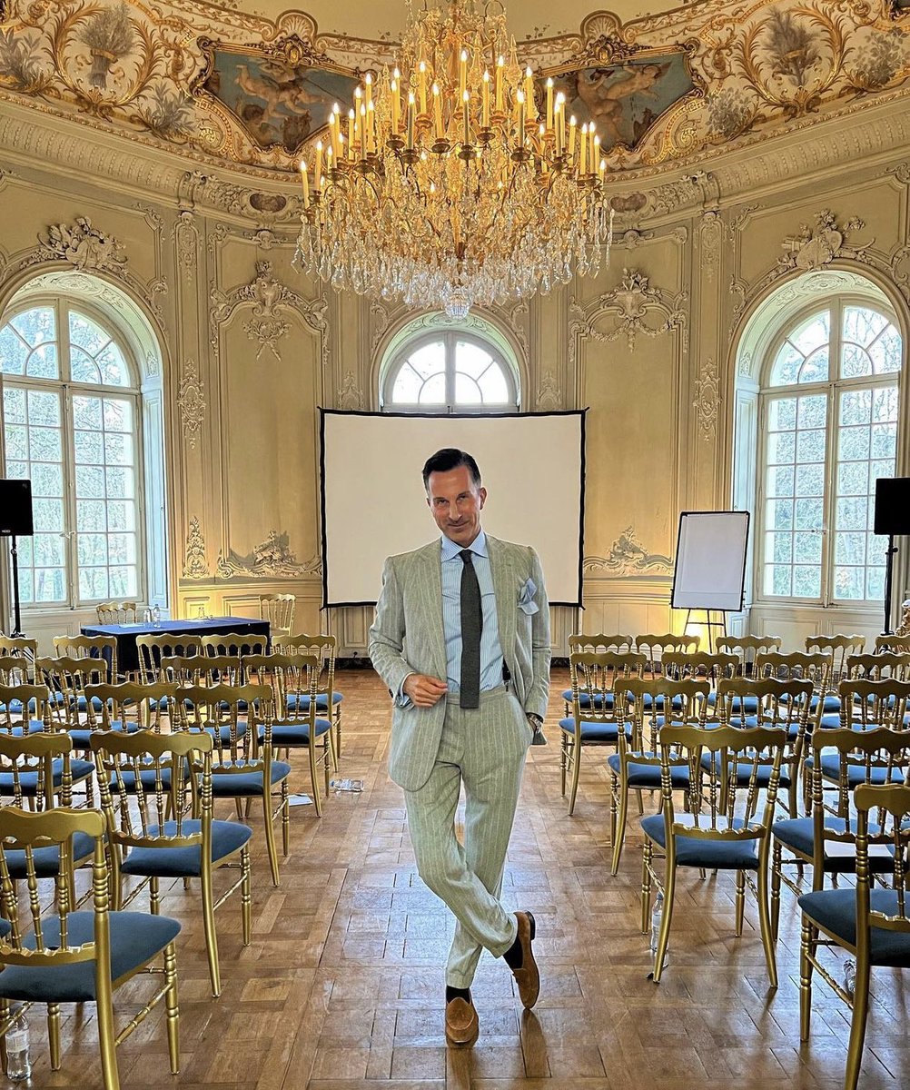 Bertie and I are ready to fall into a weekend coma…I will finally relaunch the new, upgraded website of alexanderkraft.montecarlo , followed by the release of great new collections over the coming weeks and months… Never, ever stop #motivation #workhard #luxury #realestate #ceo