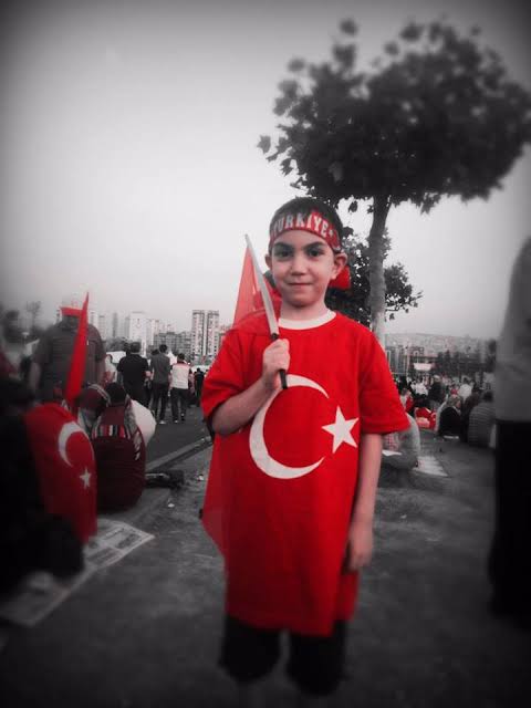 #ErdoğanıDurduramayacaksınız eyy fasıklar  

#ZilletsizTürkiyeİçin Ya Allah Bismillah Allahu Ekber ✅🇹🇷
Genç vatansever müminlerin Reisi Erdoğan’layız