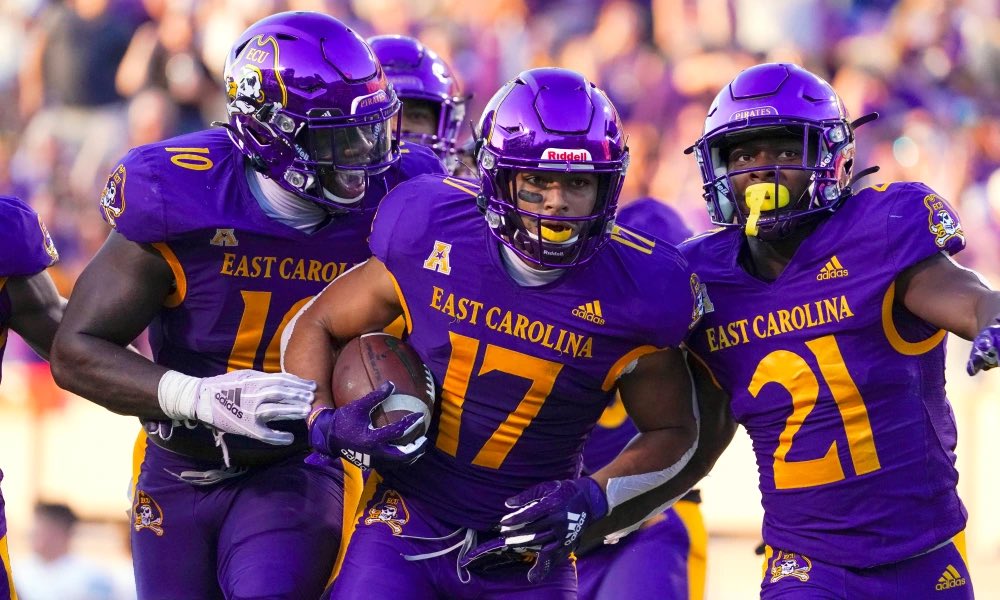 Blessed to receive an offer from East Carolina !
#AGTG