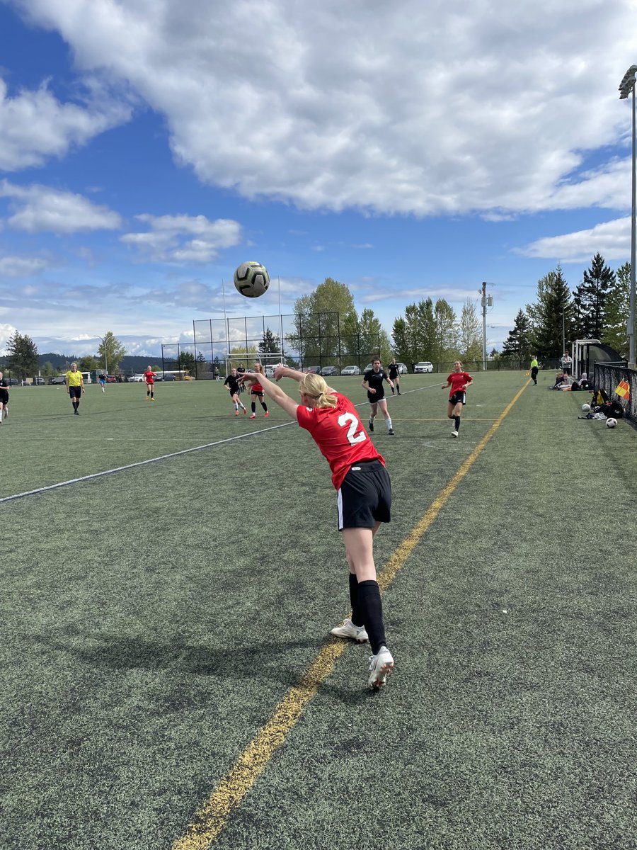 Bwoodsoccee's tweet photo. After a tough loss vs Isfeld late yesterday, the senior girls have an early 2-0 lead over Wellington this morning. ⁦@BrentwoodSports⁩ ⁦@BrentwoodNews⁩ https://t.co/oZ3h2LIiFK
