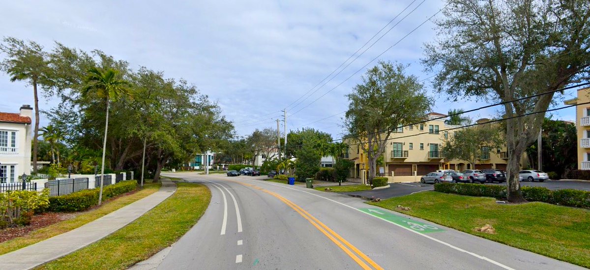 DeanTrantalis's tweet photo. The #BayviewDrive Mobility Project is now underway in District 1 of #FortLauderdale. Street infrastructure is being upgraded to help calm traffic and add improved pedestrian facilities between Sunrise Blvd and Commercial Blvd. Learn more about the project https://t.co/xyycVAz6df https://t.co/j16ojv8Xxa