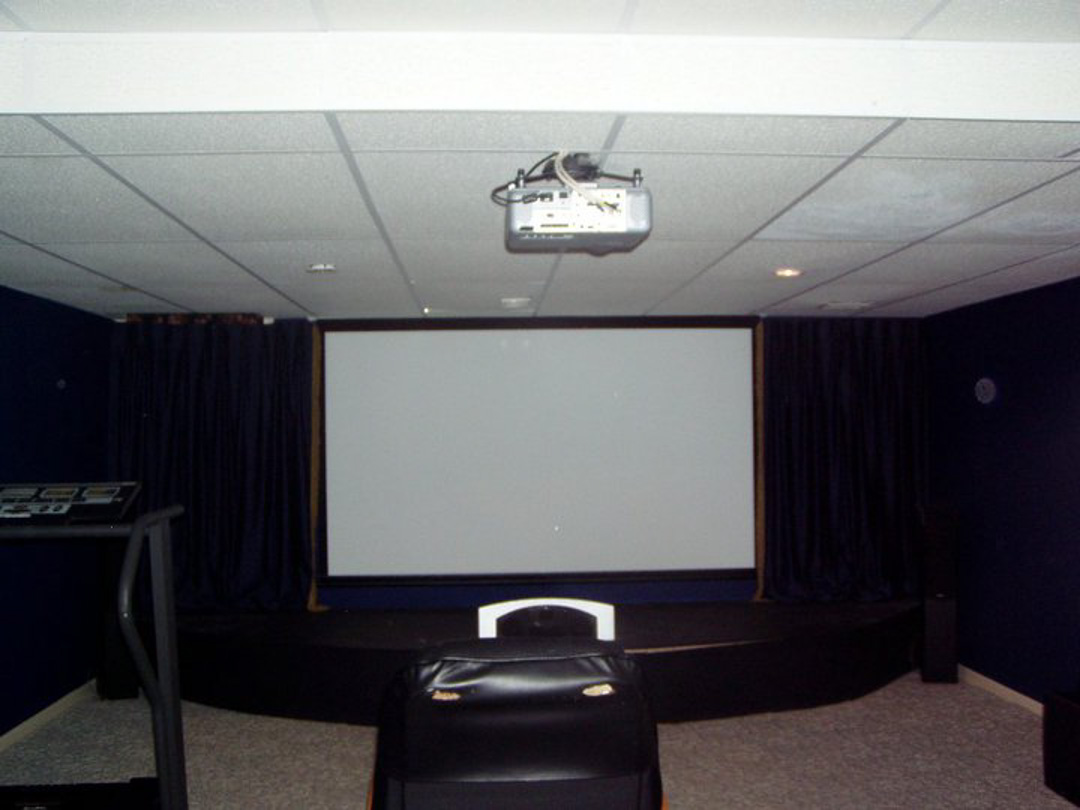 lcavcinfo's tweet photo. Loud &amp; Clear Audio Video Concepts is dedicated to making sure our customers are happy with our Home Theater services. We always do everything we can to ensure the best for our customers! #HomeTheater #Avinstallation #FlatscreenInstallation https://t.co/Q8OHTfQfDJ https://t.co/RRrxKTUqii