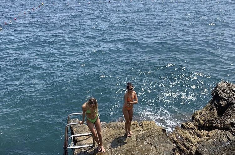 MAISONSTLAURENT's tweet photo. manifesting another european summer https://t.co/QDuzbjOVot
