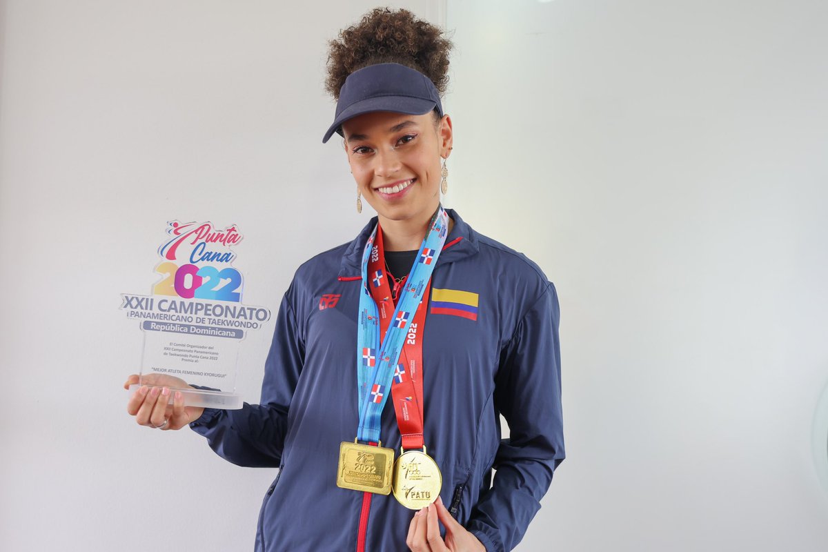 GHerreraCas's tweet photo. 👏 ¡Qué orgullo!  🇨🇴🥋@AndramirezTKD, no solo eres nuestra doble campeona panamericana, sino que fuiste proclamada como la mejor deportista del Panamericano G4, en Punta Cana. https://t.co/AJBJgE6wkn