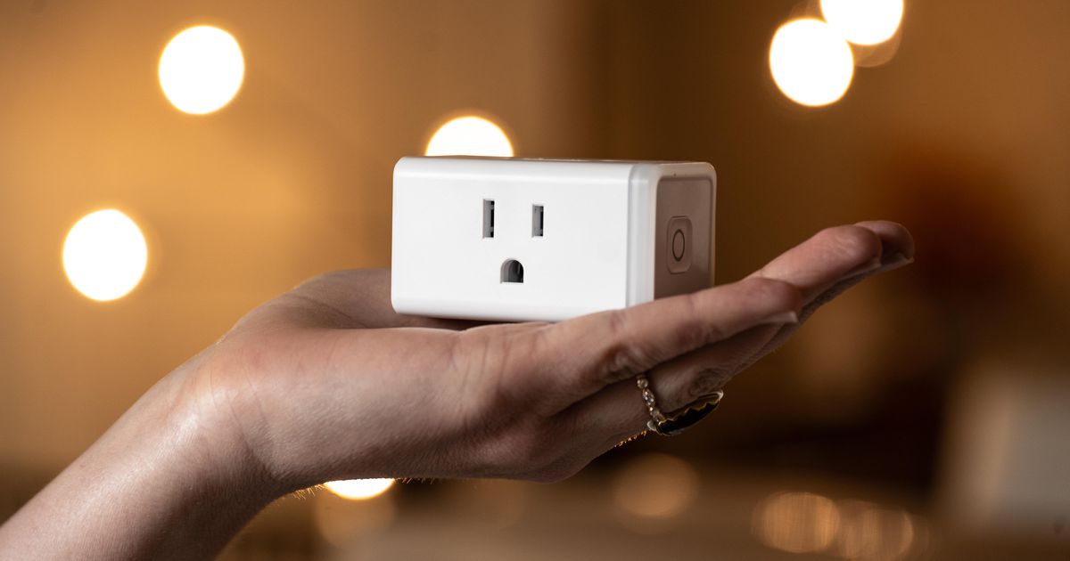 SusanRobertso18's tweet photo. The methods for installing smart plugs are similar to the method for installing this one. #hometechtips #smarthomes  https://t.co/5GZay5dThD https://t.co/htPuJqGfnz