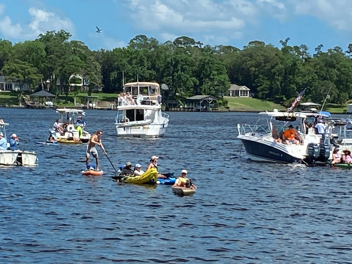 Throwback to our last #TinyDockConcert with the unforgettable <a href="/ParisWinningham/">Paris Winningham</a>!

We're taking the Tiny Dock on a Sip &amp; Stroll next week. Join us at Southbank Riverwalk Thurs, May 19 from 5-8 p.m. to see The Firewater Tent Revival perform! Details: stjohnsriverkeeper.org/event/2022-05-…