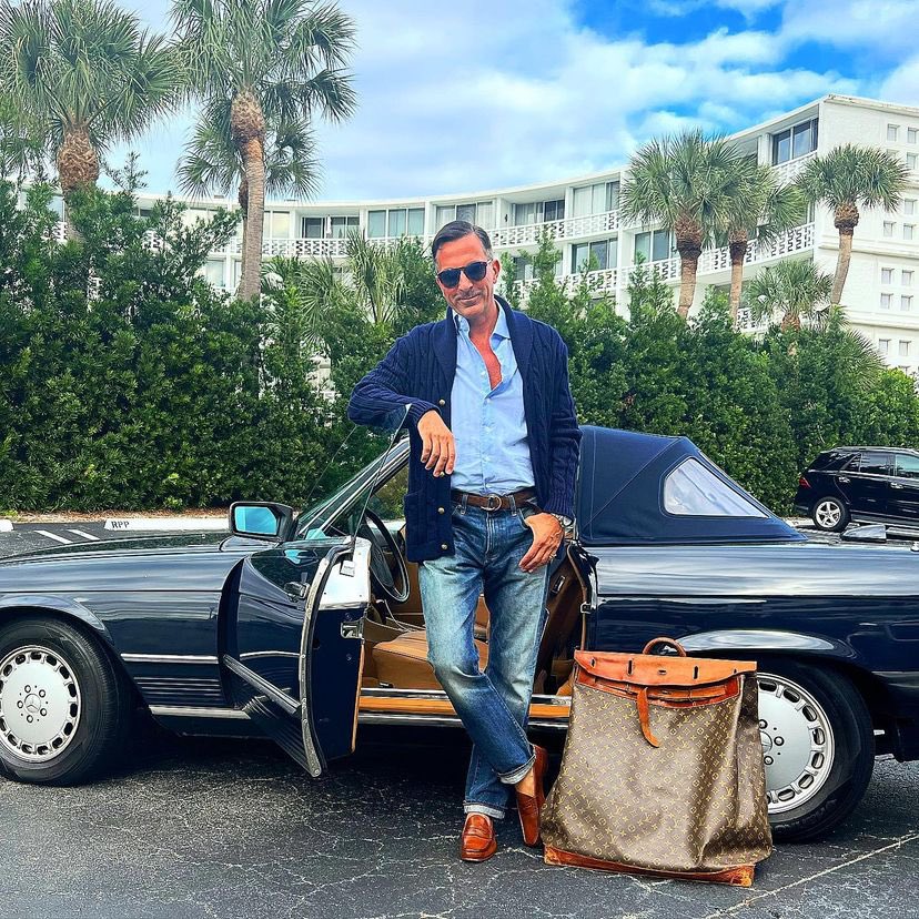 Casual Palm Beach vibes… 🌴☀️ I’m off to a great start of the new year, getting back to work on my various fronts while enjoying in my downtime the relaxed Palm Beach lifestyle and the lovely weather2022 here I come ! #motivation #inspiration #entrepreneur #lifestyle #workhard