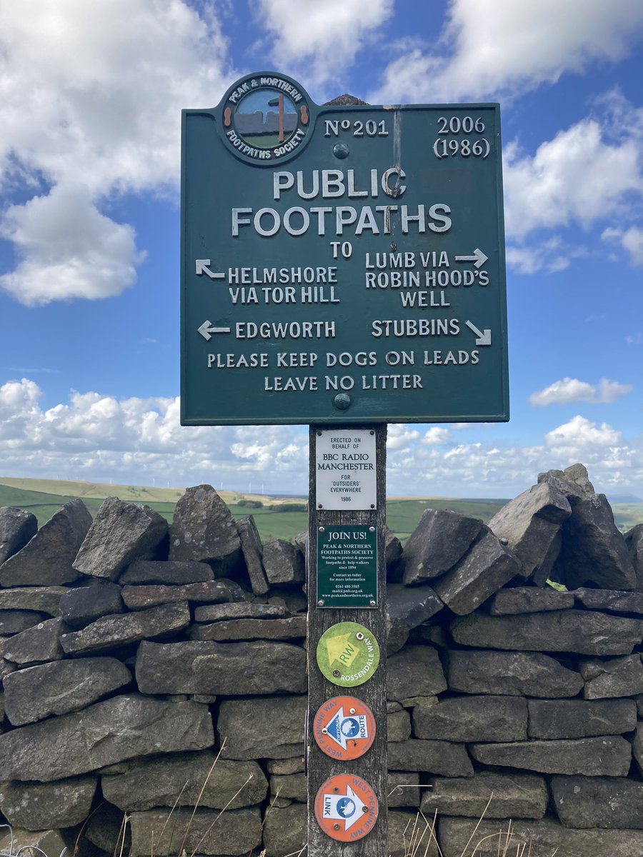 funnypenny's tweet photo. Red flags 🚩 and signs. Just a few snaps from todays hike. #dangerarea #westpenninemoors #pilgrimscross #beetlehill #harcleshill #peeltower #westpennineway #rossendaleway https://t.co/KsC3VWXg1O