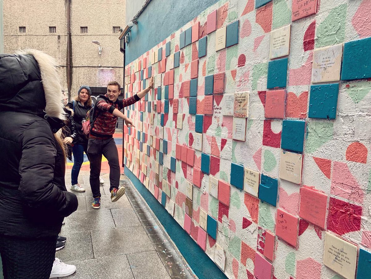CPDarndale's tweet photo. Creative Places Darndale and @Sphere17RYS street art tour with Alternative Dublin City.
The tour was part of a wider project Creative Places Darndale and Sphere 17 are working on for Cruinniรบ na nรg 2022.
#streetart #cpdarndale #sphere17 https://t.co/ab6bfyOxsm