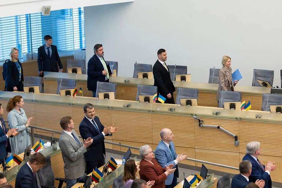 ua_parliament's tweet photo. During the working visit to 🇱🇹, Vice-Speaker Olena #Kondratiuk held a series of meetings with @LRSeimas Speaker @VCmilyte, Vice-Speaker and Chair of the Committee on European Integration @Morkunaite, and Minister of Social Protection and Labor @Monika37000694.
#StandWithUkraine https://t.co/evdAcjO4Gj