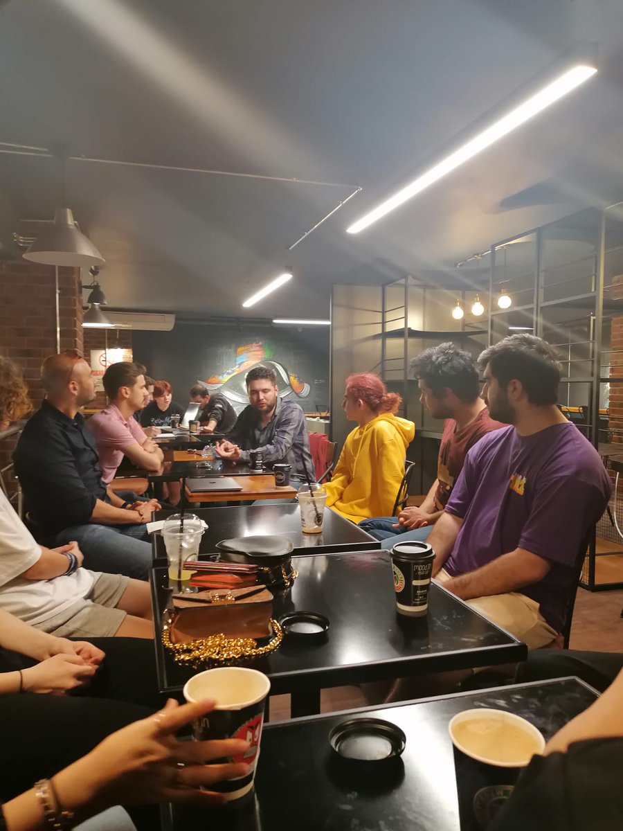 gdgmugla's tweet photo. Muğla Teknopark ve Muğla Sıtkı Koçman Üniversitesi'nden girişimci, akademisyen ve öğrencilerin katılımıyla "Community Building" kahve sohbetini gerçekleştirdik🎉 https://t.co/obaHFsLDq3