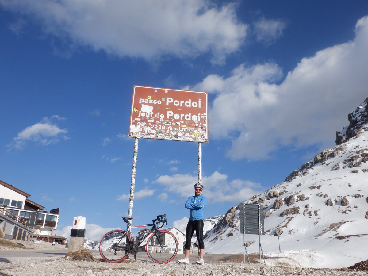 Peaks2Go's tweet photo. Infinite shades of sunset.

Infinite sfumature di tramonto.

#Peaks2Go #MountainLeader #Dolomiti #ValDiFassa #Outdoor #Adventure #Avventura #Cycling #GiroDItalia2022 #Nature #Landscapes #Panorama #Natura #GetOutside #Bici #Biking https://t.co/UGK5BWd19Q