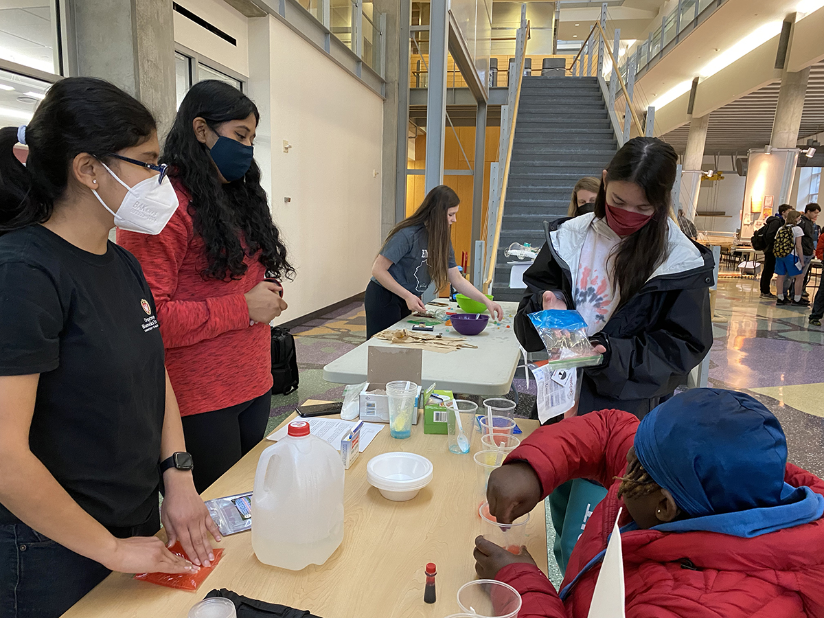 UW-Madison BME (@uwmadison_bme) on Twitter photo 🎉Shout out to the <a href="/BME_GSA_Madison/">UW-Madison BME Graduate Student Association</a> for winning first place in the student organization category at Engineering Expo! Kudos to all involved, especially outreach chair <a href="/ArantLesley/">Lesley Arant</a>. 🎉Shout out to the <a href="/BME_GSA_Madison/">UW-Madison BME Graduate Student Association</a> for winning first place in the student organization category at Engineering Expo! Kudos to all involved, especially outreach chair <a href="/ArantLesley/">Lesley Arant</a>.