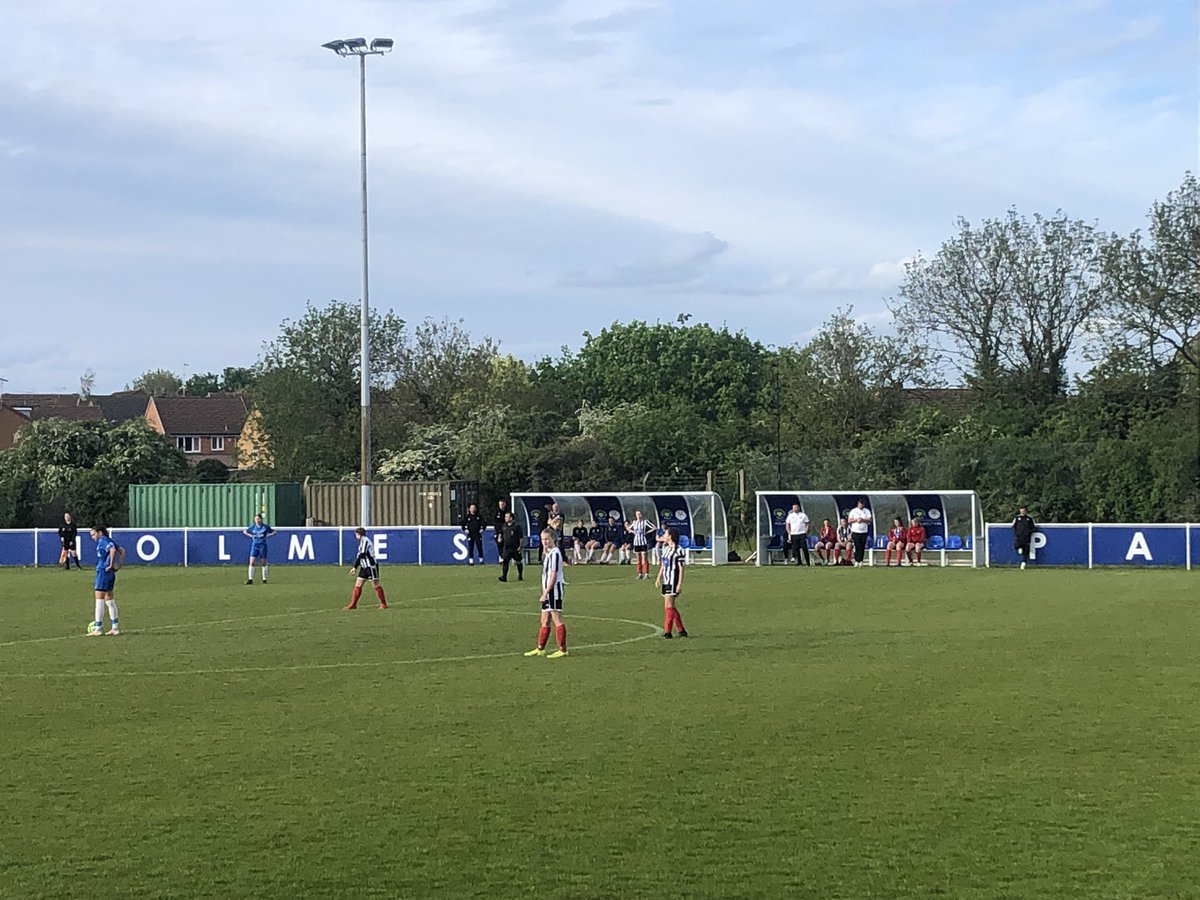 7sRaven's tweet photo. Our u15 girls in the county cup final at Holmes park tonight #wearecoalville https://t.co/LlPWCeW7Er