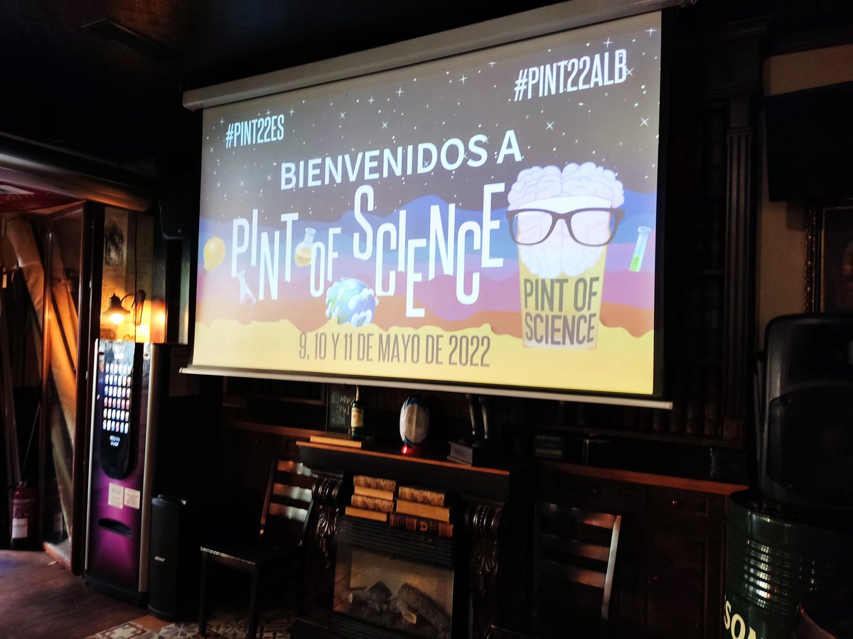 Fran_Jareno's tweet photo. Ya hemos empezado la tarde sobre "Nuestra Sociedad". #IsabelPardo nos está hablando sobre "Hipoteca Inversa" @pintofscienceES en #Pint22ALB #Pint22CLM. @StPatricksAB @UCLMdivulga @ftaadcee_ab @esiiab @PopularLibros @PCTCLM @I3aUclm @AJIAlbacete @cribuclm #idine https://t.co/x7JY3uXNJk
