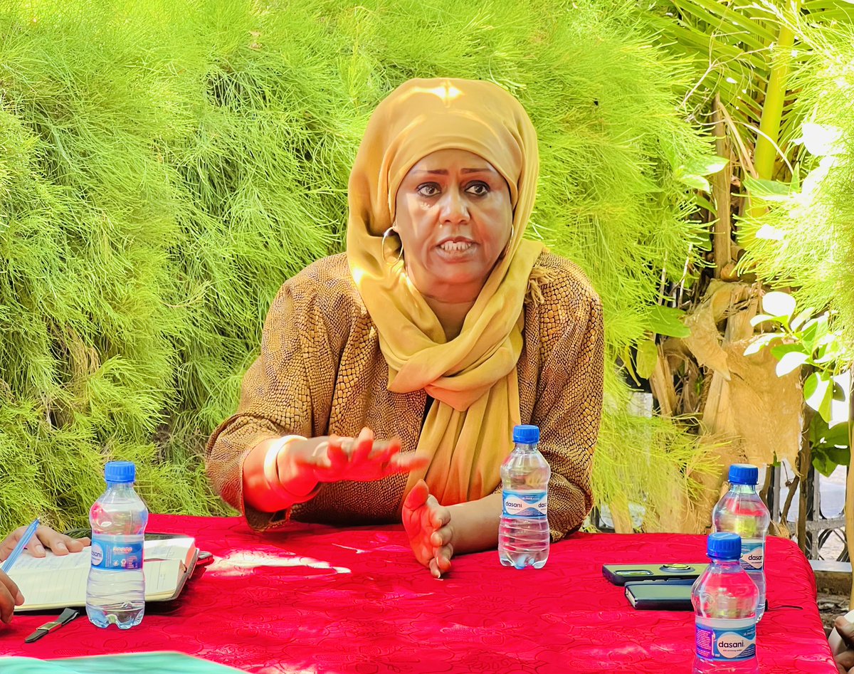 #CSOs met with presidential candidate <a href="/FawziaYusufAdam/">Fawzia Yusuf H. Adam</a> and discussed current issues in the country also the need for the new government to prioritise issues including security, finalizing constitution, improving judicial system, working on transparent electoral system and so on.