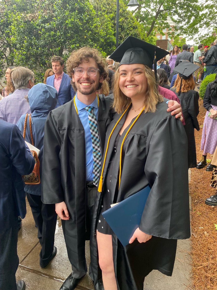 They did it! 🎓 Congrats to Halle &amp; Jonah on graduating from <a href="/BelmontUniv/">Belmont University</a> this weekend! 💙❤️