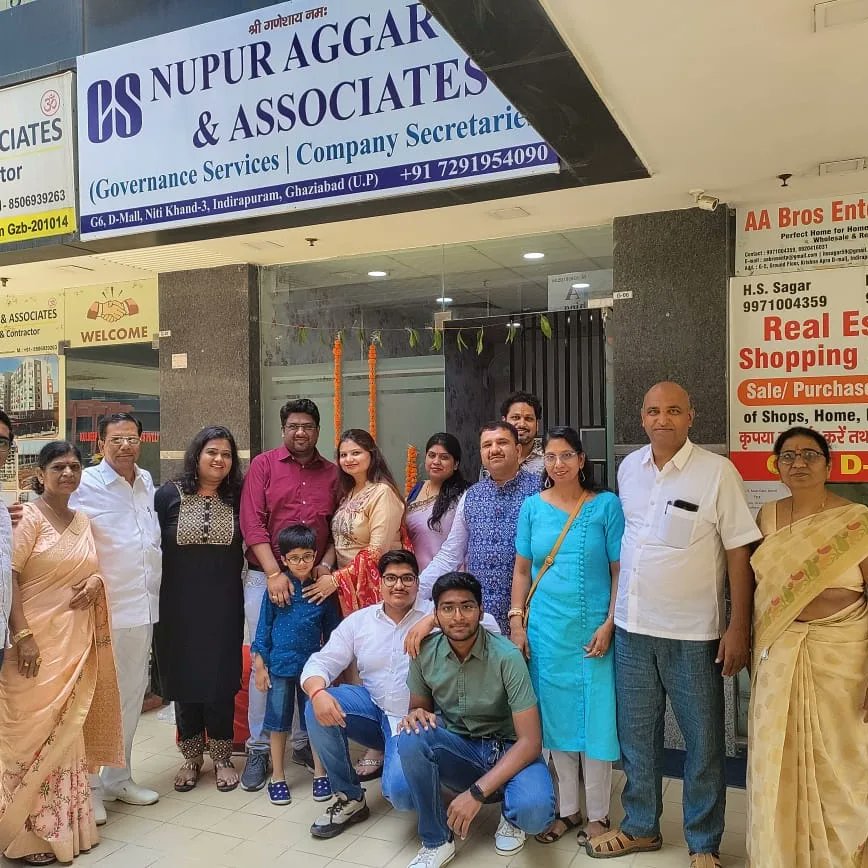aggarwaltanu1's tweet photo. My Patience, hard work paid off. Yesssss My New Office!!!! ✌

I know my life will still throw challenges in front of me but now I know I am someone who is actually that strong who can handle every situation. 😇😇😇😇
Yesss here is some glimpse from the inaugural ceremony😇😜🥳 https://t.co/7adPE9yXsQ