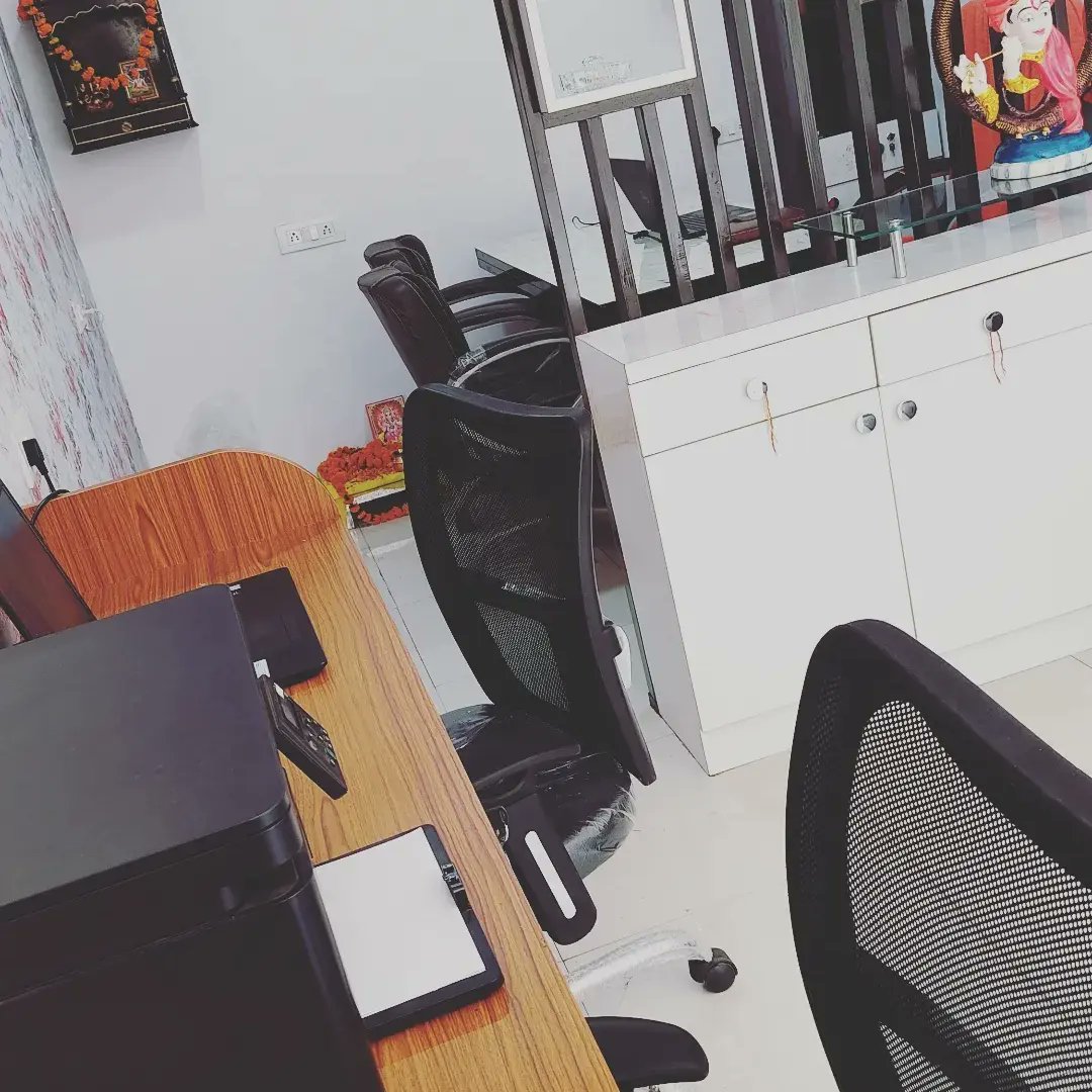 aggarwaltanu1's tweet photo. My Patience, hard work paid off. Yesssss My New Office!!!! ✌

I know my life will still throw challenges in front of me but now I know I am someone who is actually that strong who can handle every situation. 😇😇😇😇
Yesss here is some glimpse from the inaugural ceremony😇😜🥳 https://t.co/7adPE9yXsQ