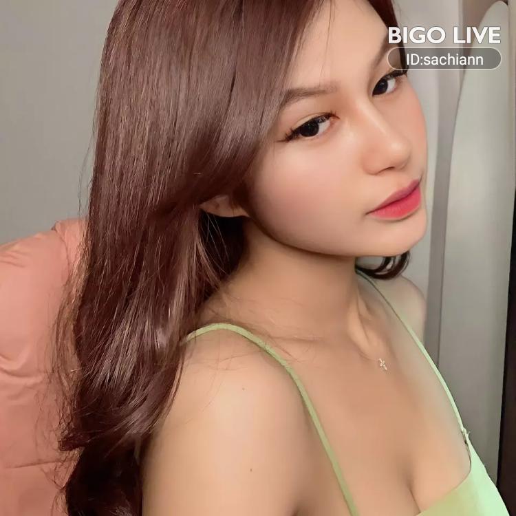 Pablo_00000005's tweet photo. Come and see ˢᵗʳ🦄 𝒜ₙₙ 𝒩ʸᵃ streaming live on #BIGOLIVE and make new friends!  https://t.co/QXsXUGddG0 https://t.co/xUcPl58HQ2