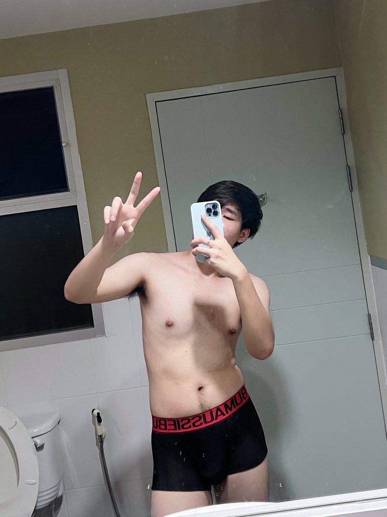 sunpeoplexs's tweet photo. เมาไม่ไหวหัวใจขอสารภาพพ https://t.co/d6XLIEt0mm