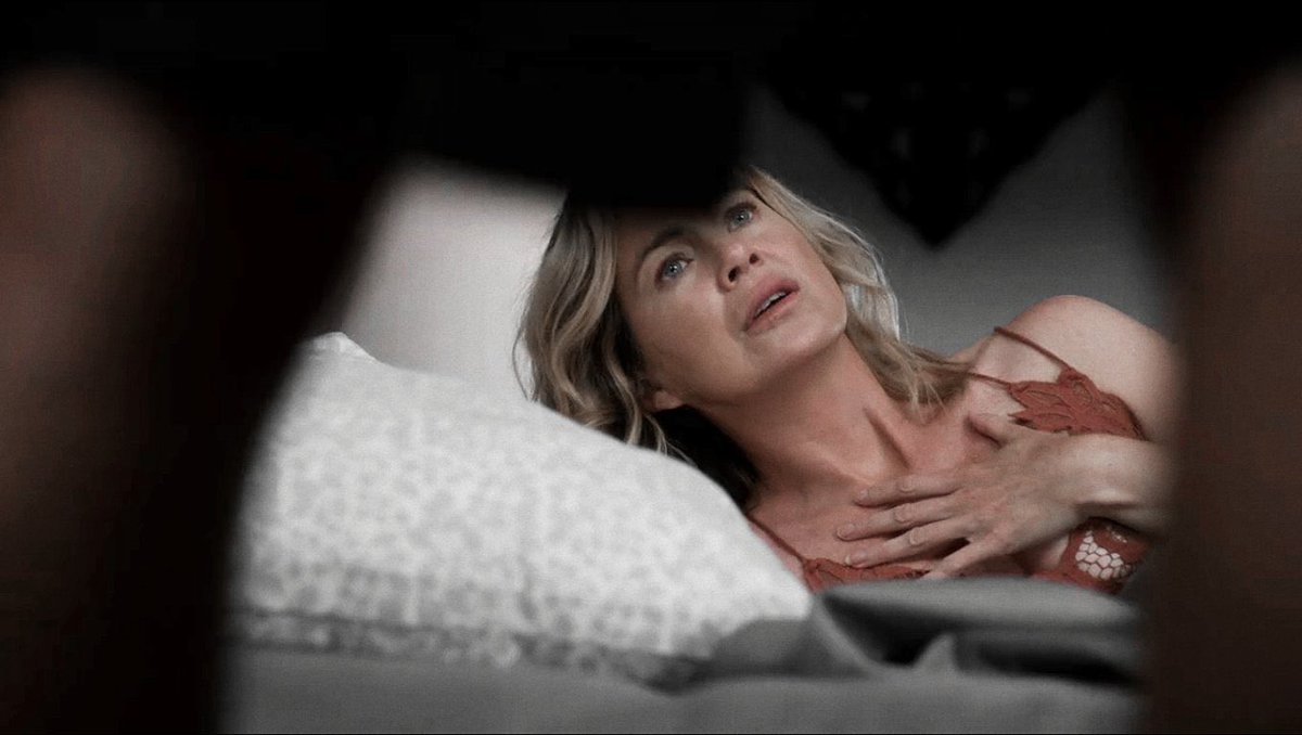swiftsmer's tweet photo. ellen pompeo at jesse williams play https://t.co/EeI0j8lMrQ
